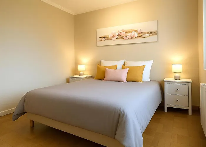 別荘 2 Bedroom Cozy In エクモヴィル